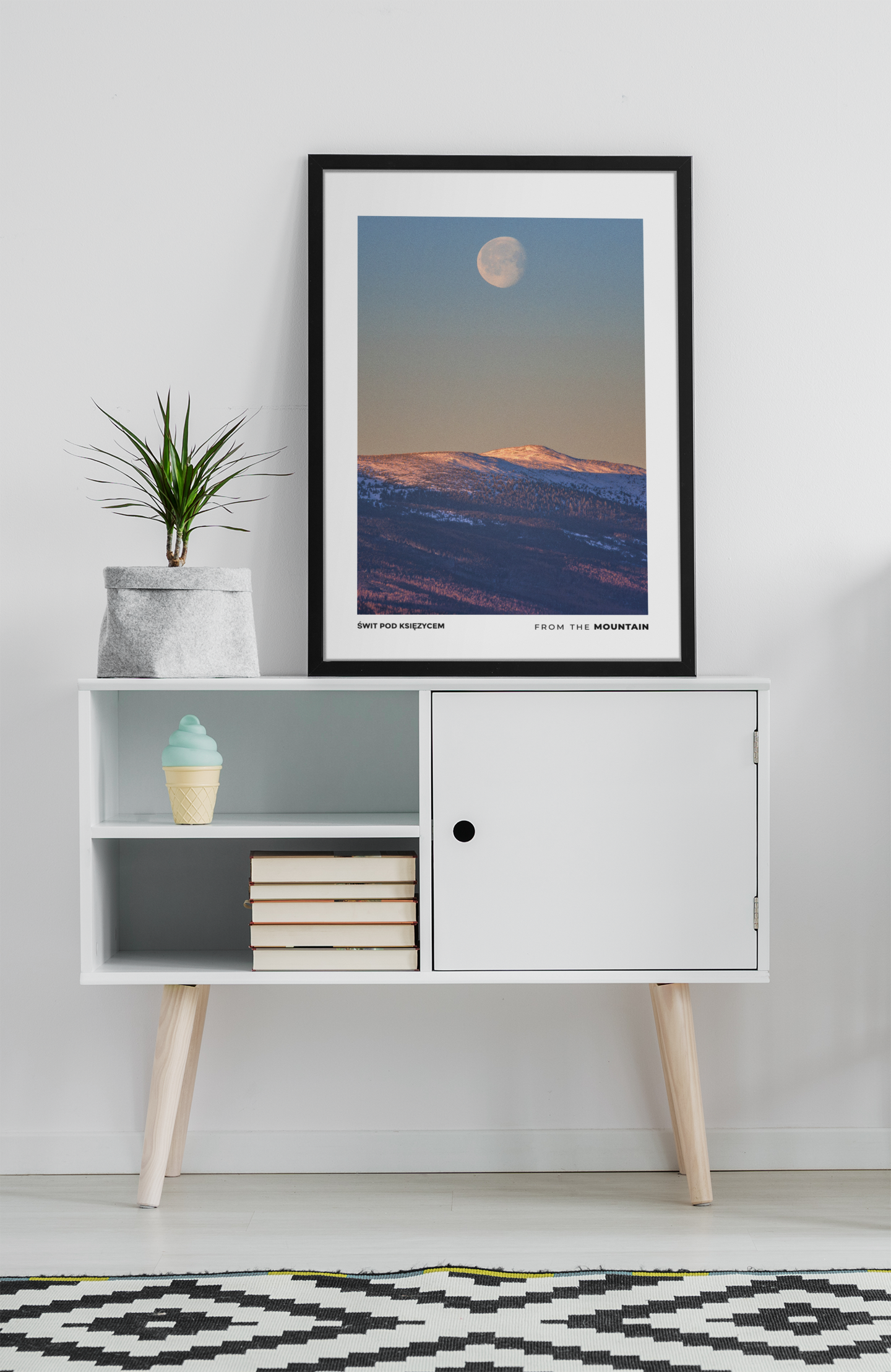 Plakat MAŁY SZYSZAK - Świt pod Księżycem